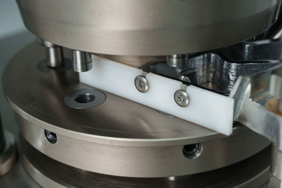 ZP5 Rotary Tablet Presss Machine Gravity Feeder GMP standard proveedor
