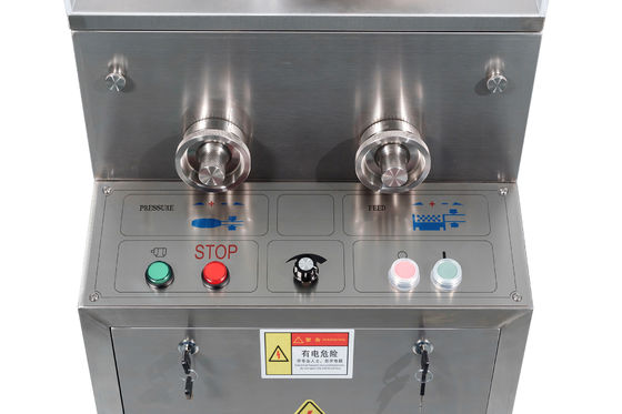 Máquina de prensado de tabletas de laboratorio para tabletas de espirulina verde de la estación TIANHE ZP5/7/9, 10000 tabletas por hora proveedor