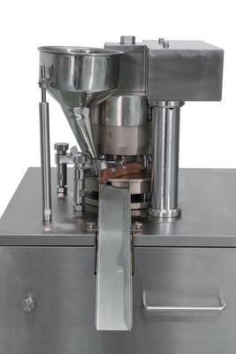 Máquina de prensado de tabletas de laboratorio para tabletas de espirulina verde de la estación TIANHE ZP5/7/9, 10000 tabletas por hora proveedor