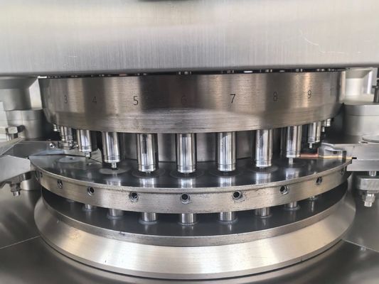 Máquina de prensa de tabletas de alta capacidad 244800 PCS/H con 5,5 kW de potencia y servicio postventa en línea de 24 horas proveedor