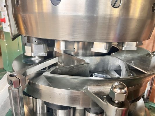 TIANHE Máquina de prensado de polvo de cloruro de sodio para tabletas de bolas grandes, bolas de naftalina, bolas de alcanfor proveedor