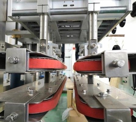 TIANHE Botella Jar latas Tipo de tornillo máquina de tapón Velocidad 30-60 botellas / min proveedor